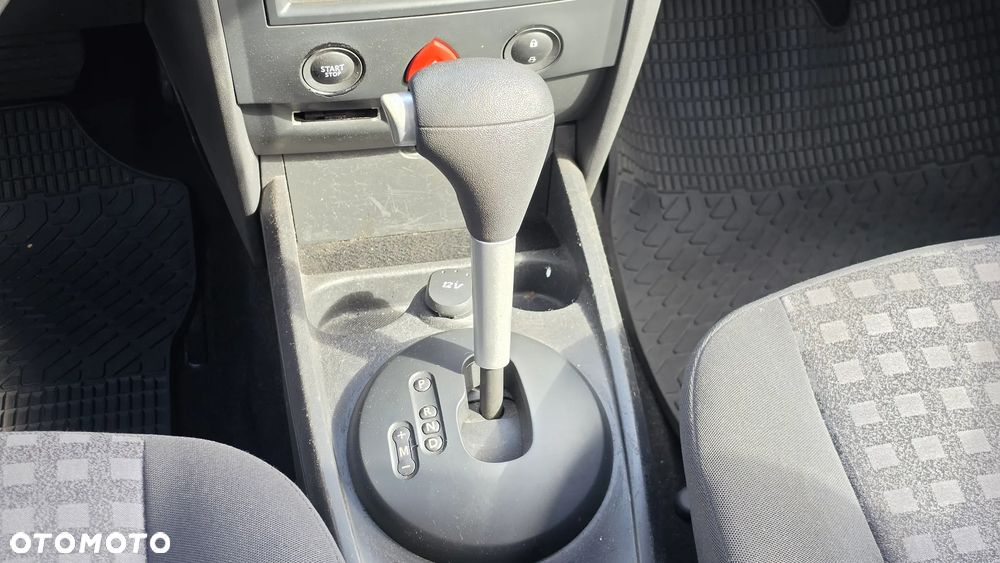 Renault Megane 1.6 16V Expression - 25
