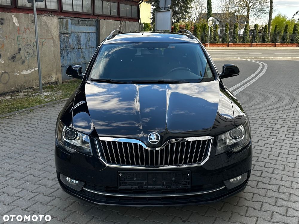 Skoda Superb 2.0 TDI Green tec DSG Elegance - 2