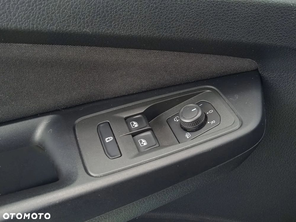 Ford Tourneo Connect Grand 2.0 EcoBlue Active - 32