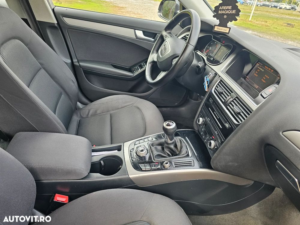Audi A4 Avant 2.0 TDI DPF S line Sportpaket - 7