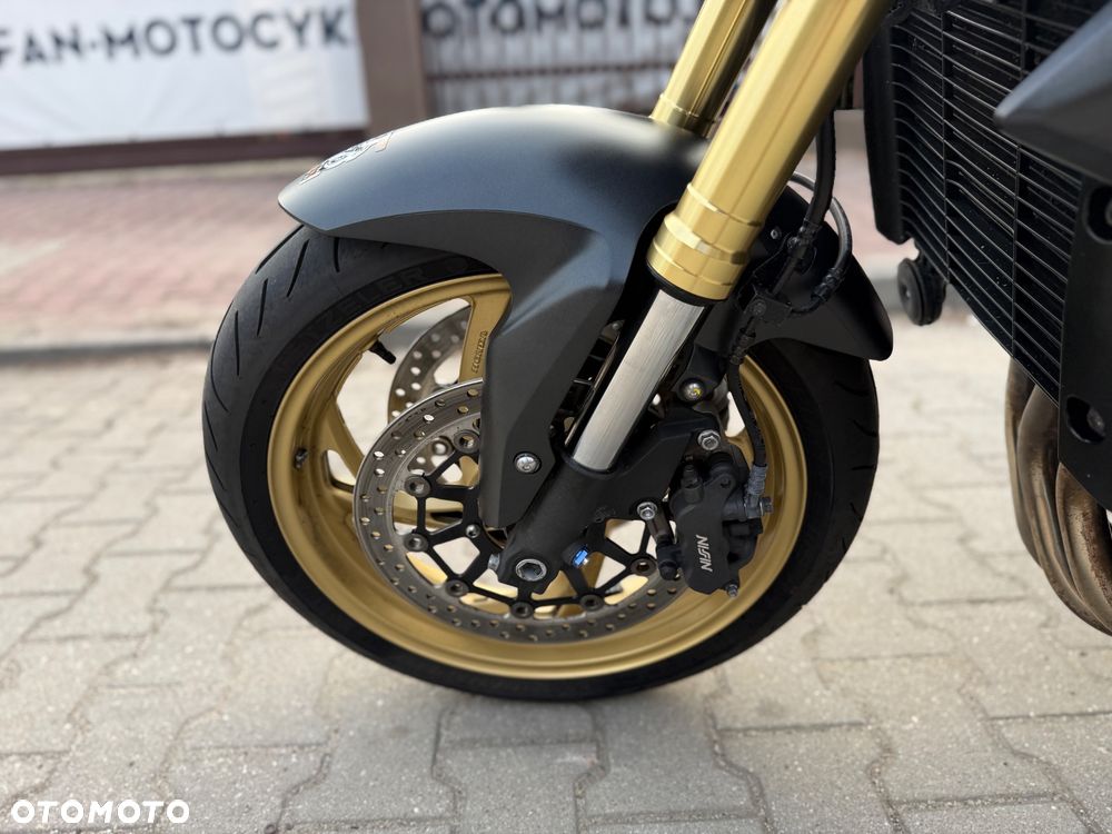 Honda CB - 19