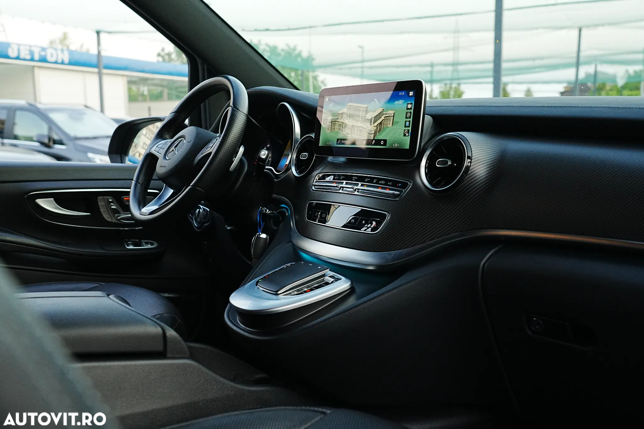 Mercedes-Benz V 300 d lang 4Matic 9G-TRONIC Avantgarde Edition 2023 - 25