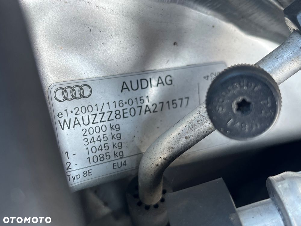 Audi A4 Avant 1.8 T - 10