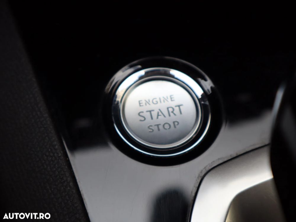 Peugeot 3008 PureTech 130 Stop & Start GPF EAT8 Allure Business-Paket - 25