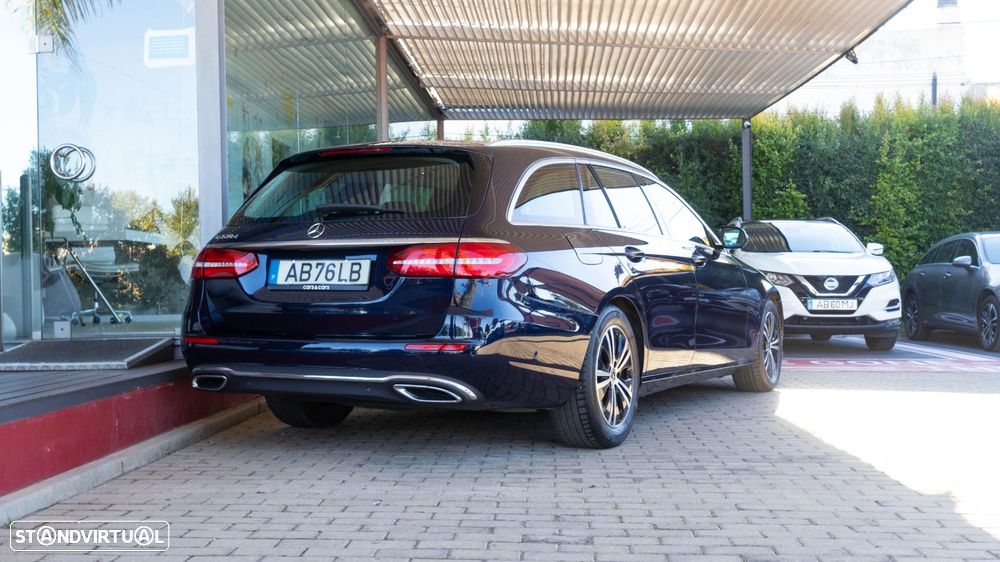 Mercedes-Benz E 220 d Avantgarde - 4