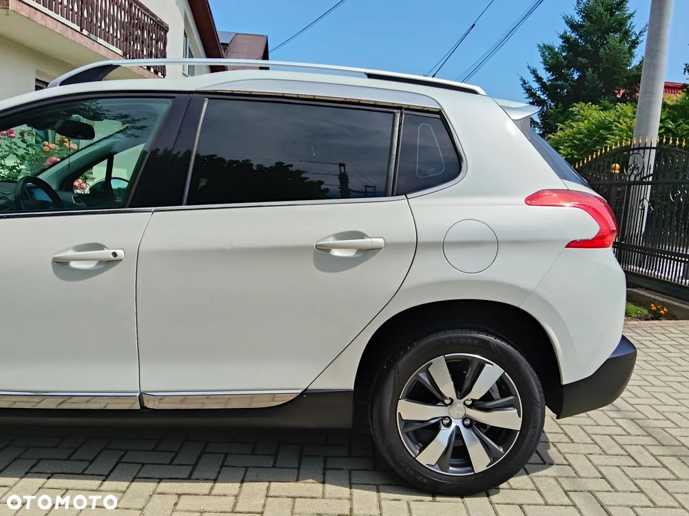 Peugeot 2008 e-HDi FAP 115 STOP & START Allure - 16