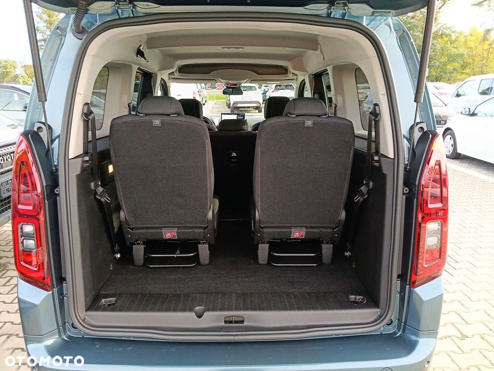 Toyota Proace City Verso 2025