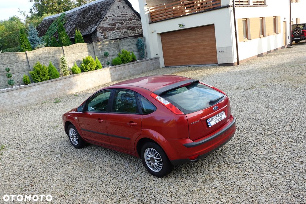 Ford Focus - 12
