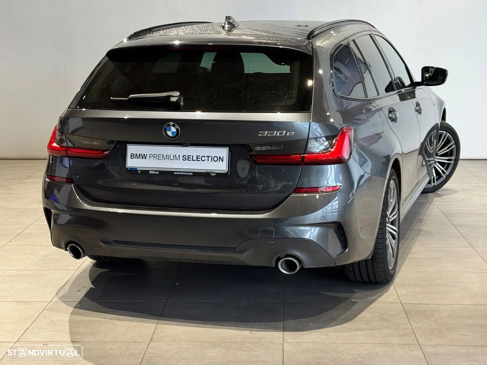 BMW 330 e Touring Pack M Auto - 4