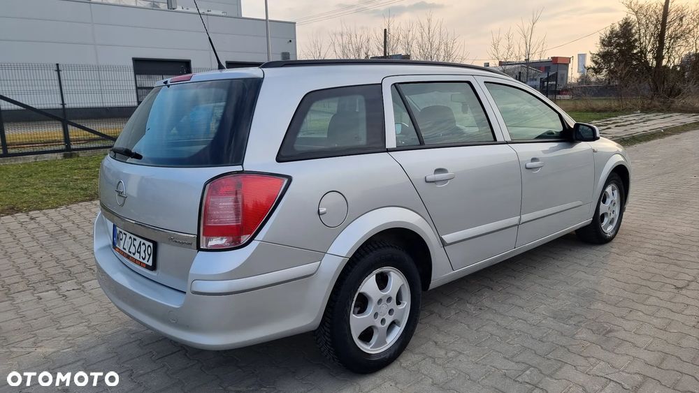 Opel Astra - 25