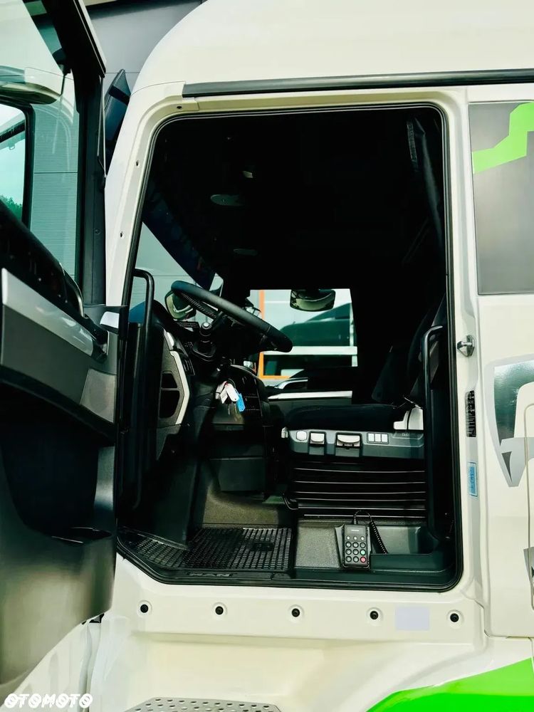 MAN TGX 26.400 // E6 // Klimatyzacja / chłodnia z windą // 19 Epal // sypialka // świeżo z Niemiec !!! - 24