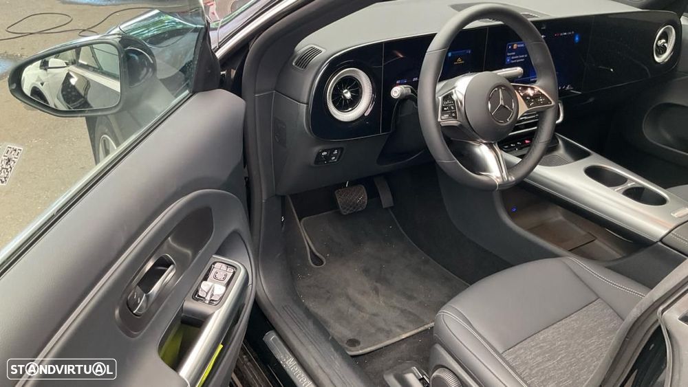 Mercedes-Benz CLA 200 EQ - 6