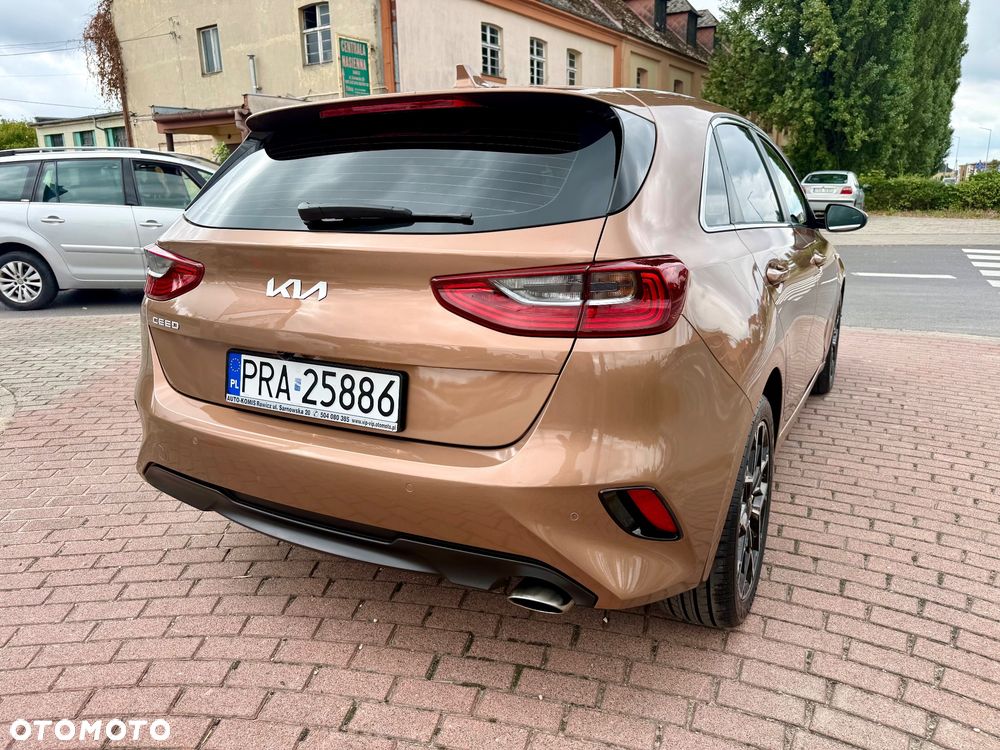 Kia Ceed 1.5 T-GDI Business Line Plus - 23