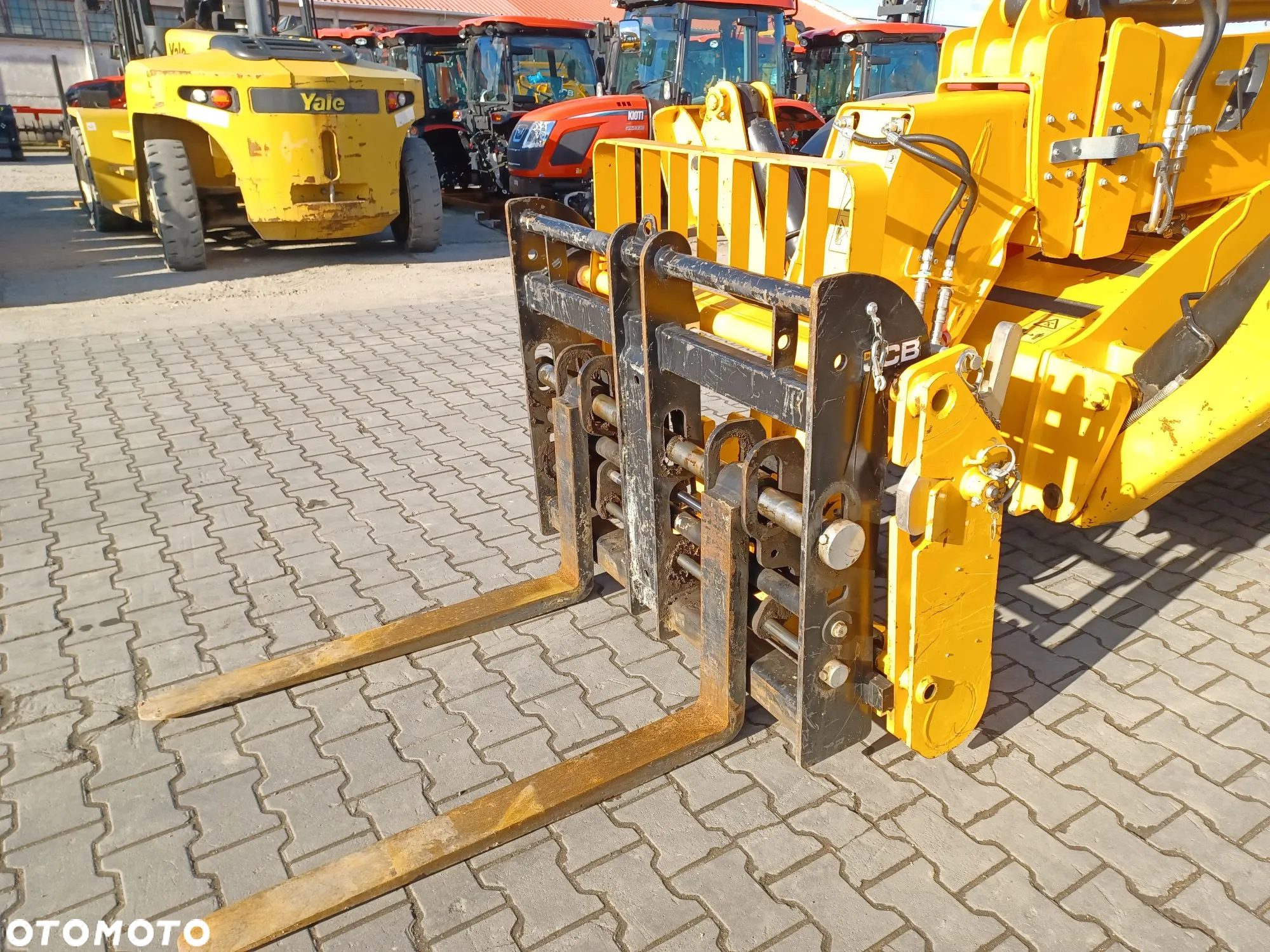 JCB 535-125 - 10