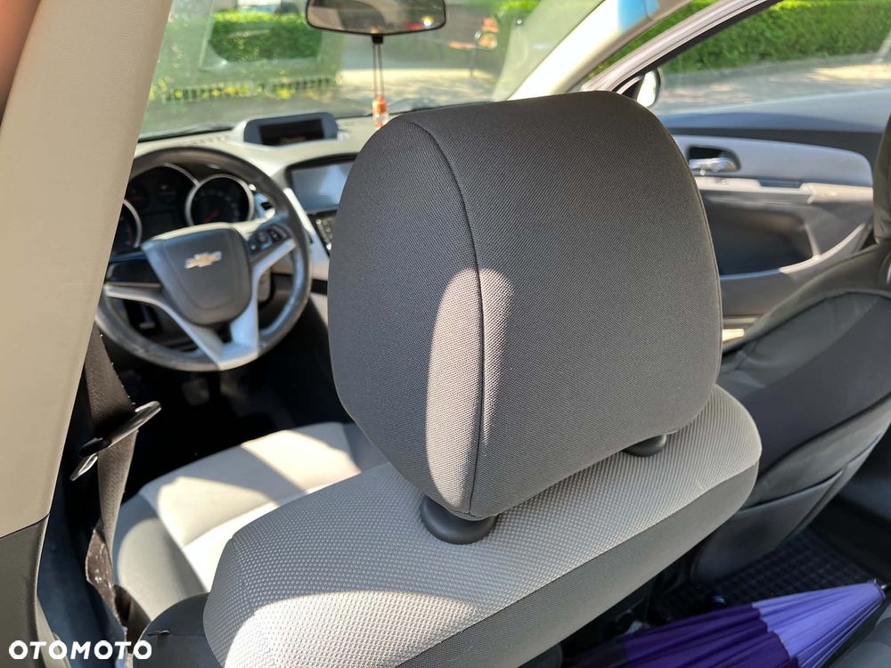 Chevrolet Cruze 1.6 Base - 5
