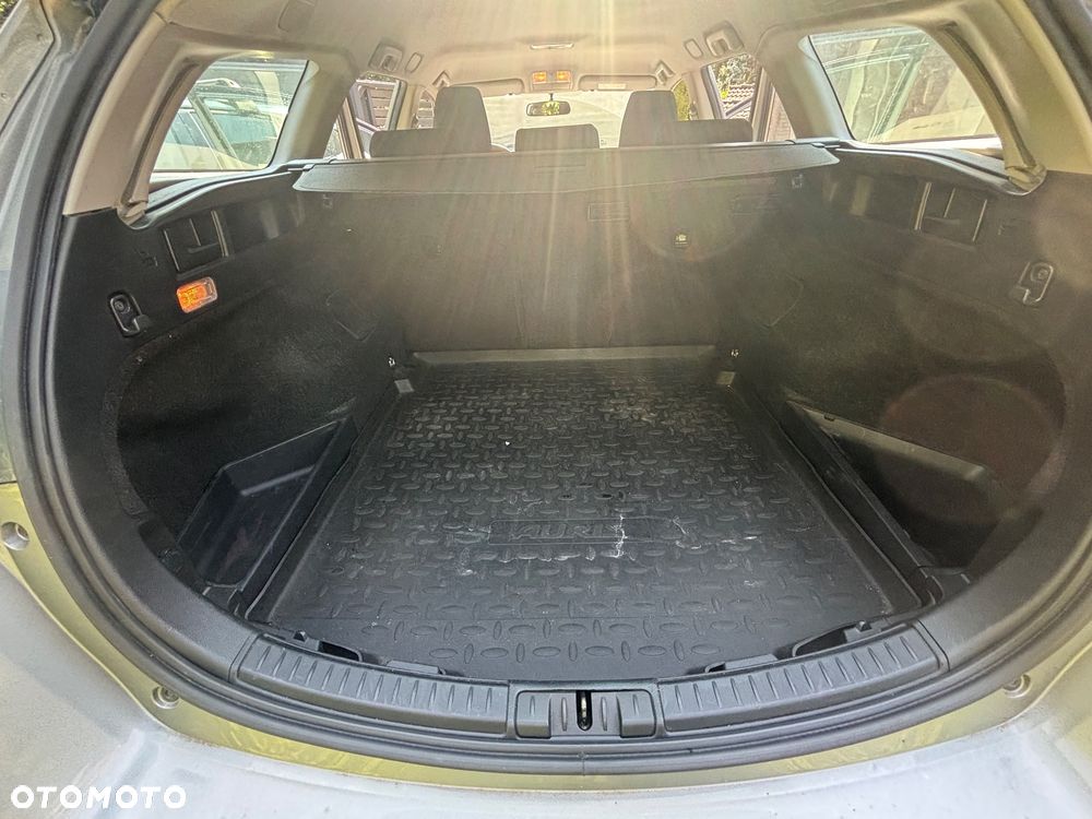 Toyota Auris 1.6 Active - 4