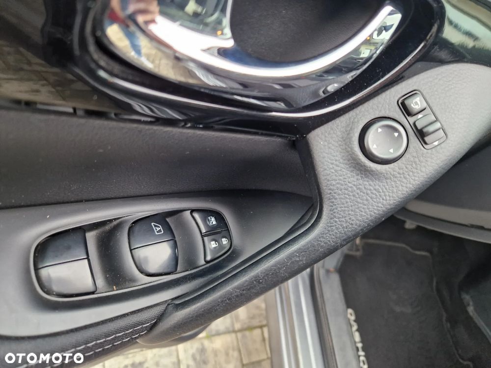 Nissan Qashqai 1.2 DIG-T Visia EU6 - 19