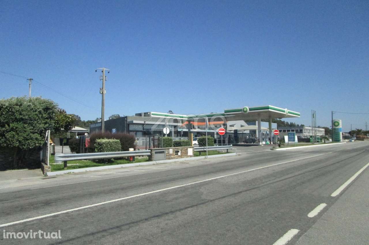 Terreno com 3.500 M2 situado junto à estrada nacional nr 13 fão - Grande imagem: 2/15