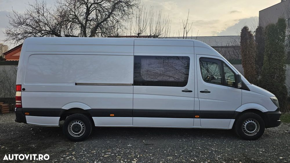 Mercedes-Benz Sprinter - 2
