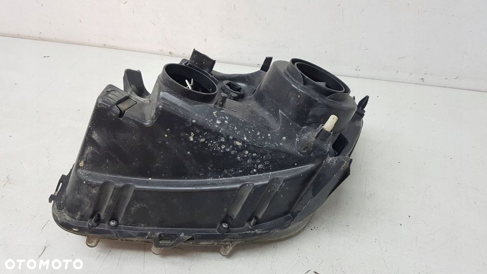 dacia duster i 10-13 lampa prawy przód eu - 7