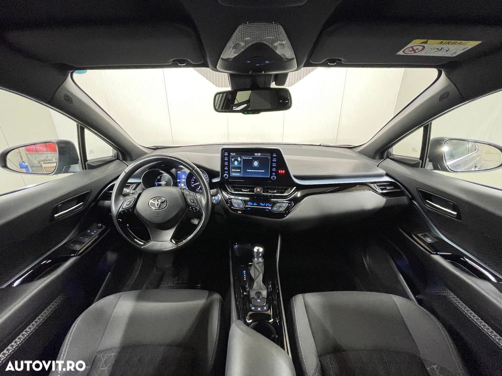 Toyota C-HR 1.8 HSD 122 CP 4x2 CVT Cult - 7