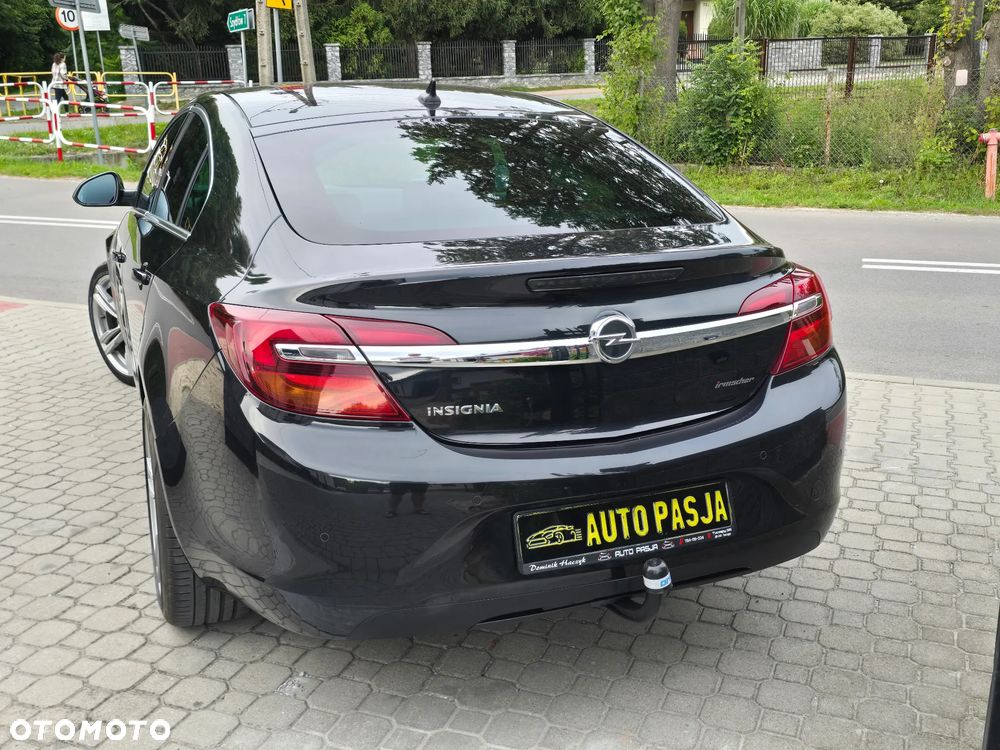 Opel Insignia 1.6 T Cosmo S&S - 17
