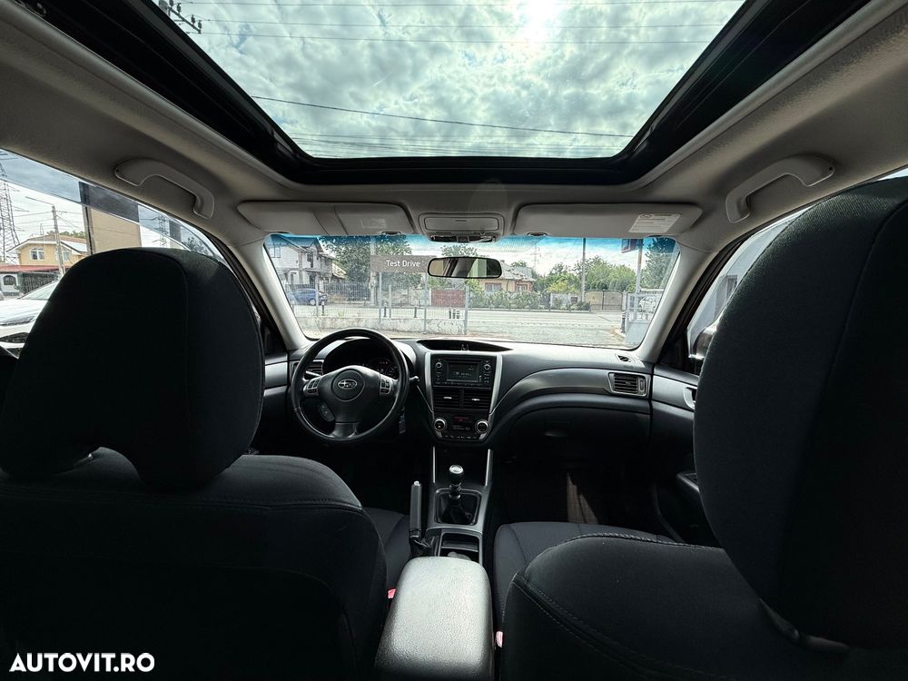 Subaru Forester 2.0D 5T - 12