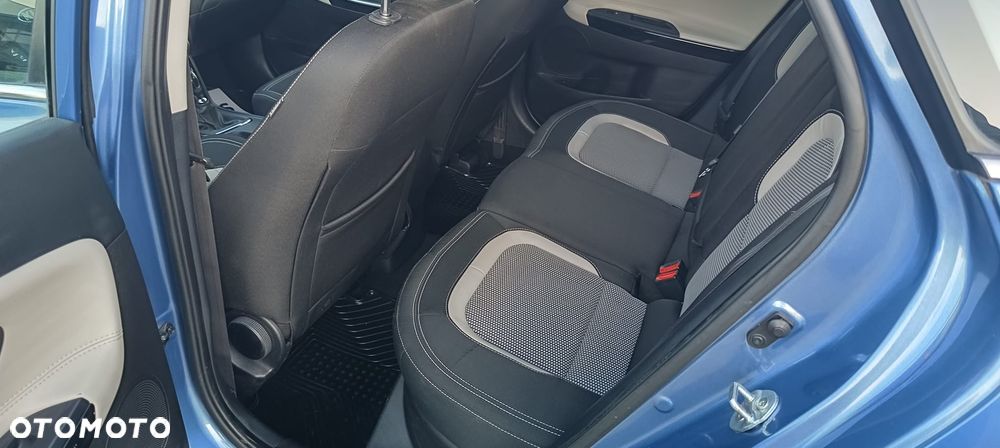 Kia Ceed - 24