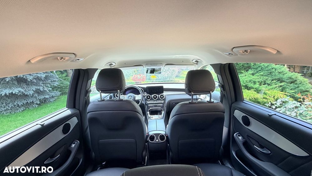 Mercedes-Benz GLC 300 d 4MATIC - 11