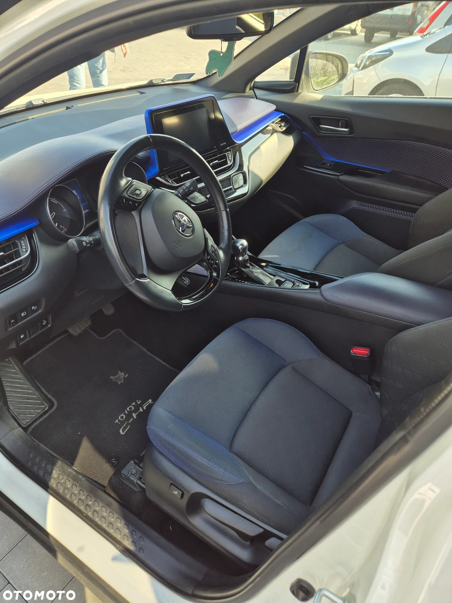 Toyota C-HR - 3