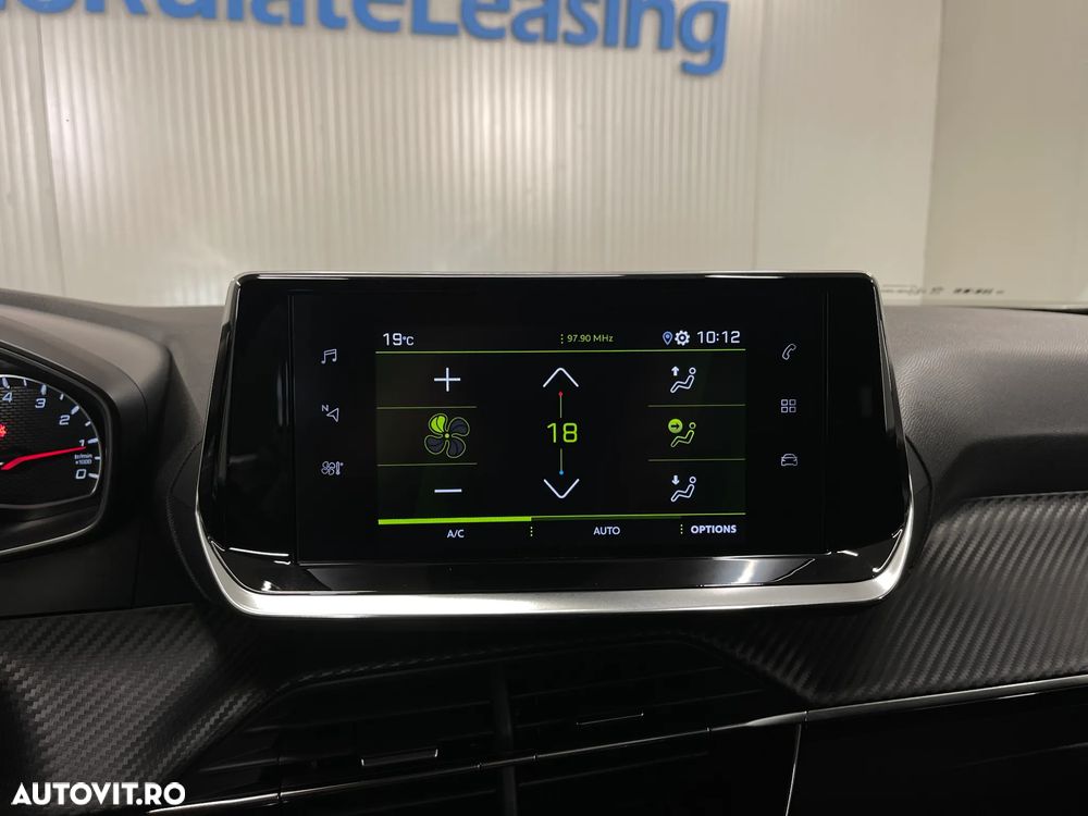 Peugeot 2008 1.5 BlueHDI 130 S&S EAT8 Allure - 20