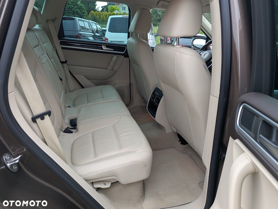 Volkswagen Touareg 3.0 V6 TDI Blue Motion DPF Automatik - 24