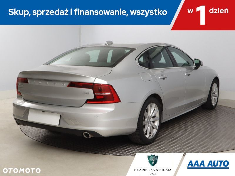 Volvo S90 - 7