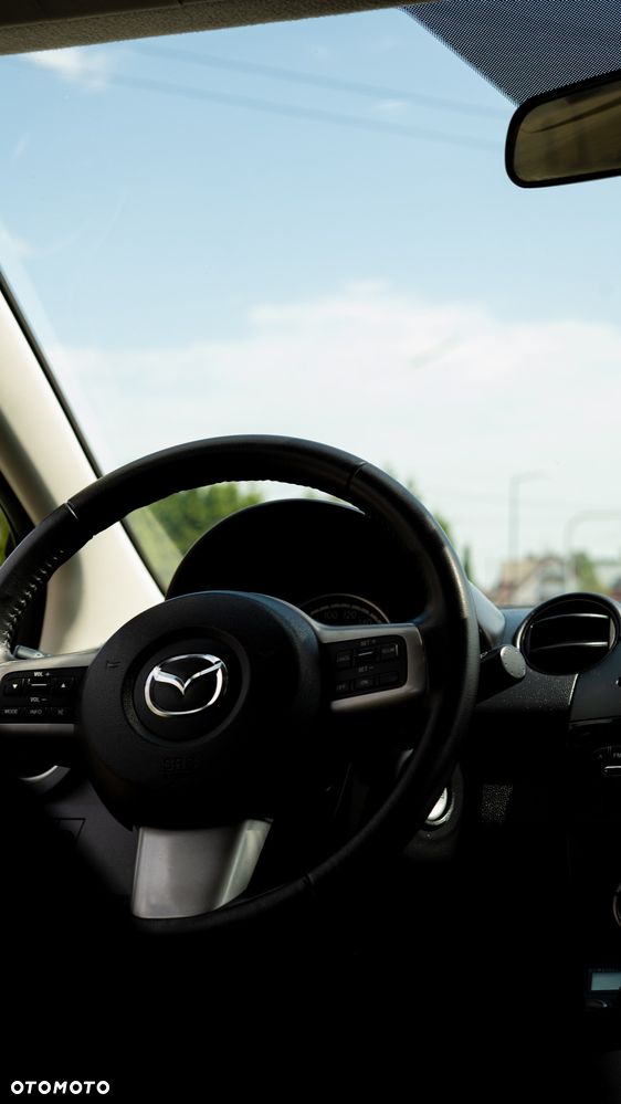 Mazda 2 1.5 MZR Sports-Line - 12
