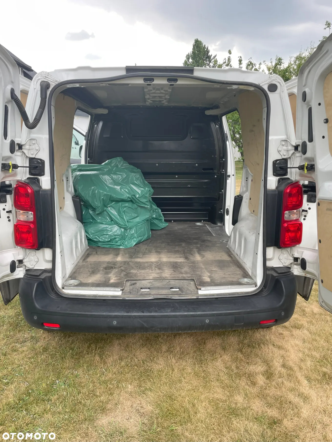 Peugeot EXPERT - 18