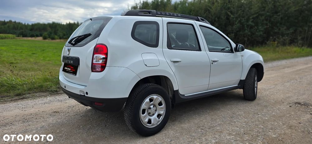 Dacia Duster 1.6 SCe Laureate S&S - 4
