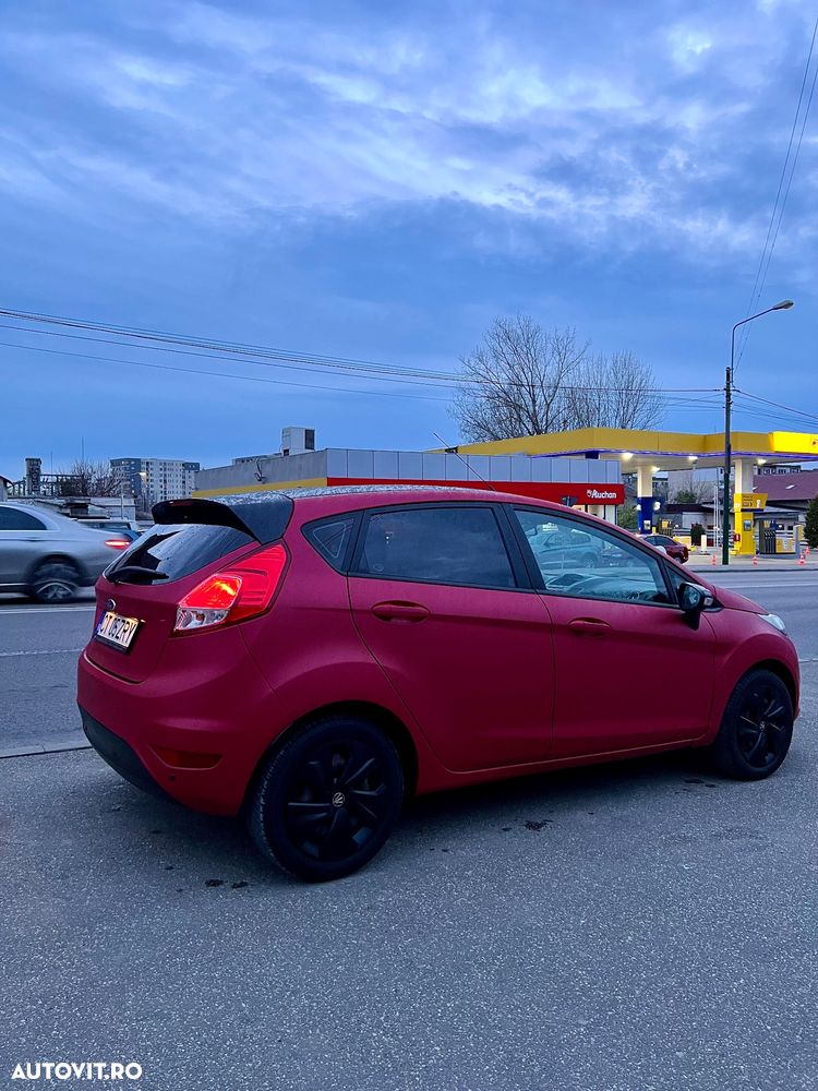 Ford Fiesta - 2