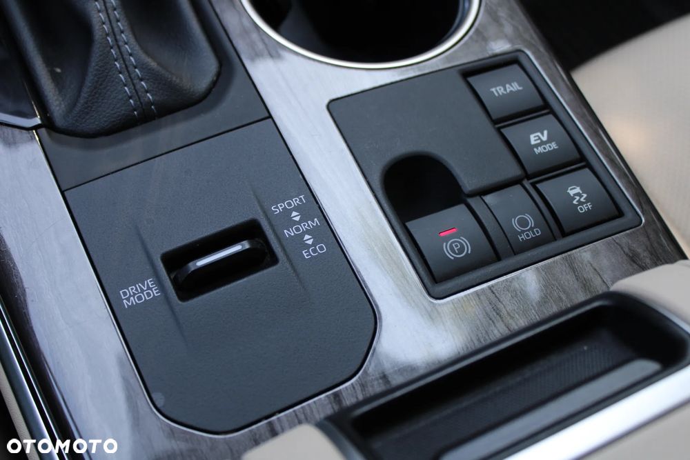 Toyota Highlander 2.5 Hybrid Executive - 22
