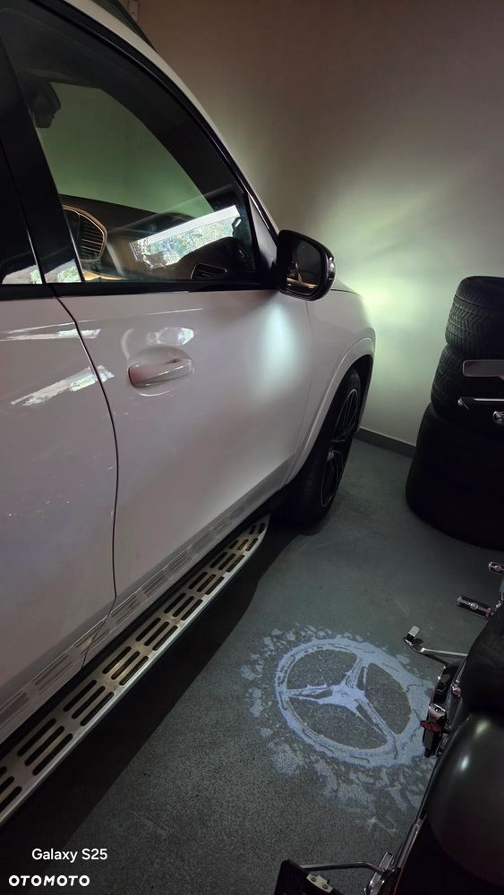 Mercedes-Benz GLE 300 d 4-Matic - 14