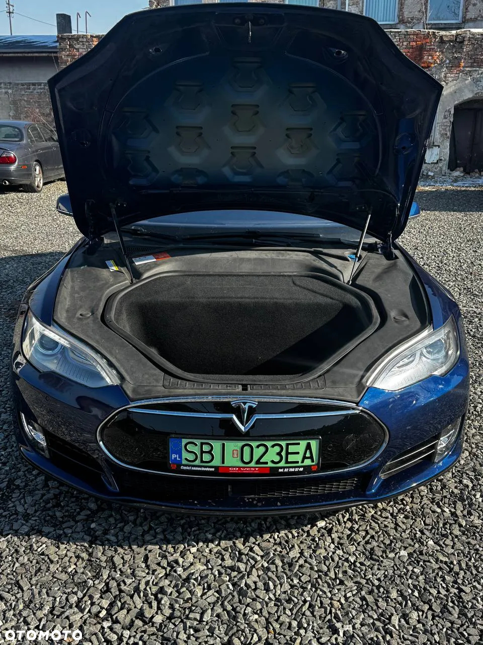 Tesla Model S Standard - 4