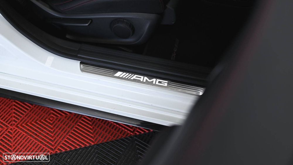 Mercedes-Benz CLA 45 AMG 4Matic Speedshift 7G-DCT - 51