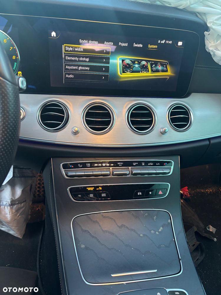 Mercedes-Benz Klasa E 300 AMG - 5