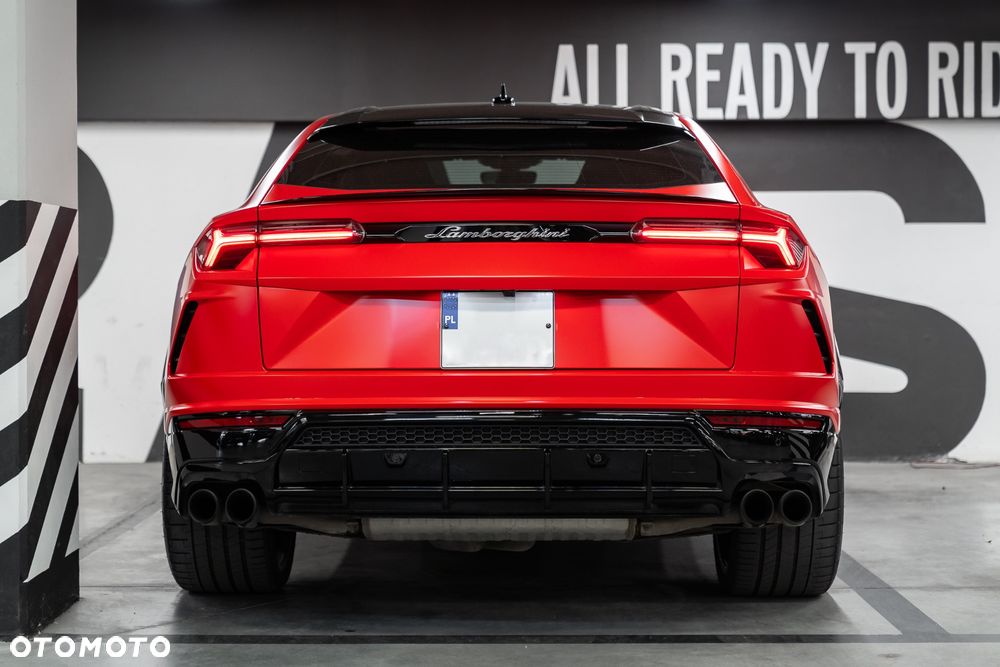 Lamborghini Urus Standard - 13