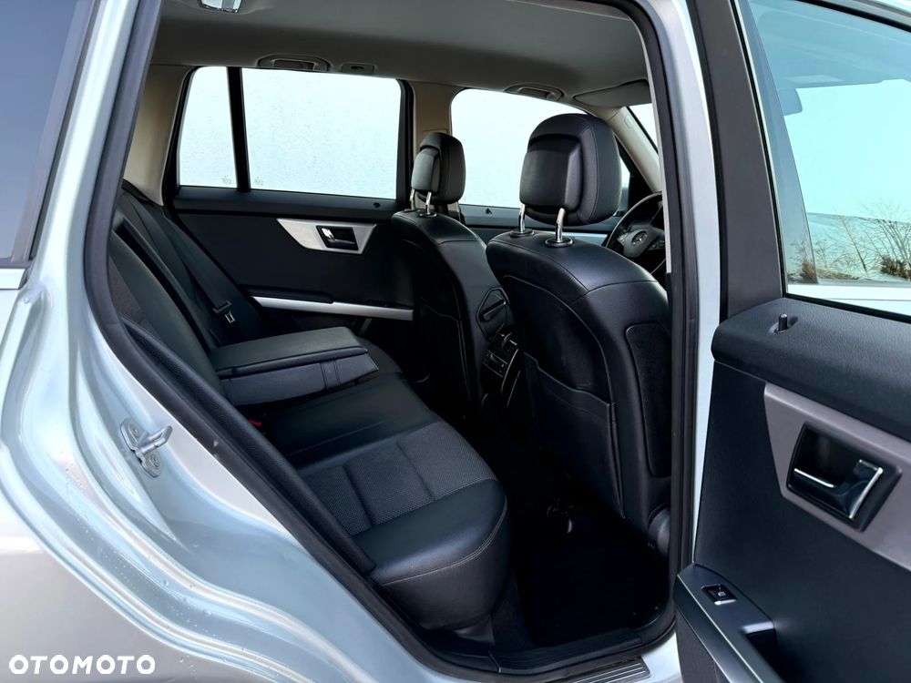 Mercedes-Benz GLK 350 CDI DPF 4Matic 7G-TRONIC SPORT EDITION - 21