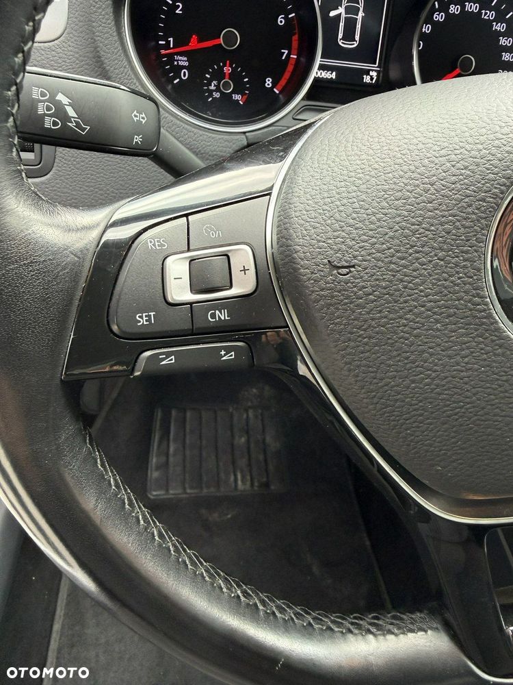 Volkswagen Polo - 22