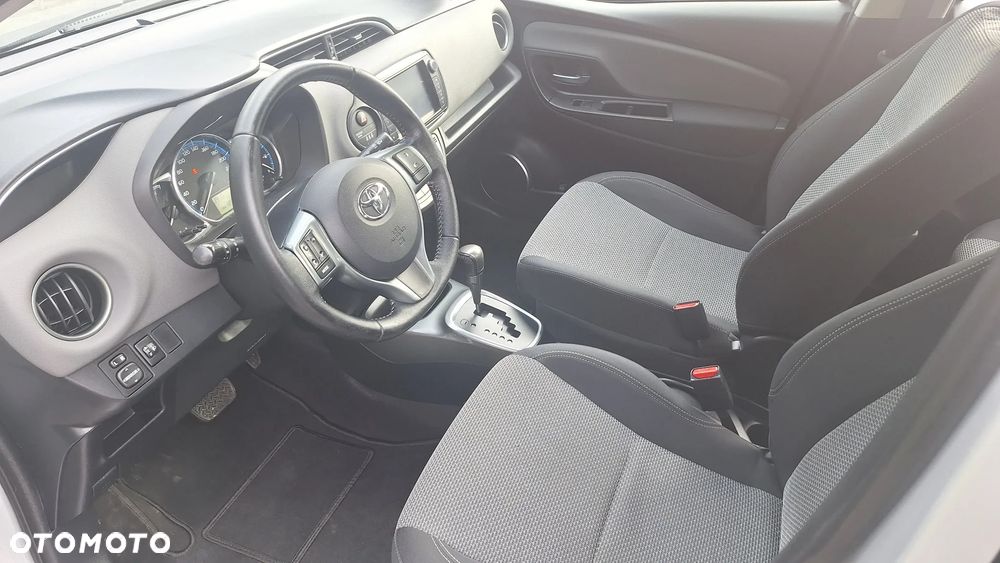 Toyota Yaris Hybrid 1.5 VVT-i Style - 12