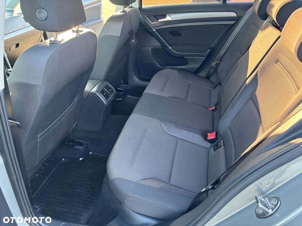 Volkswagen Golf 1.5 TSI BMT Comfortline - 8