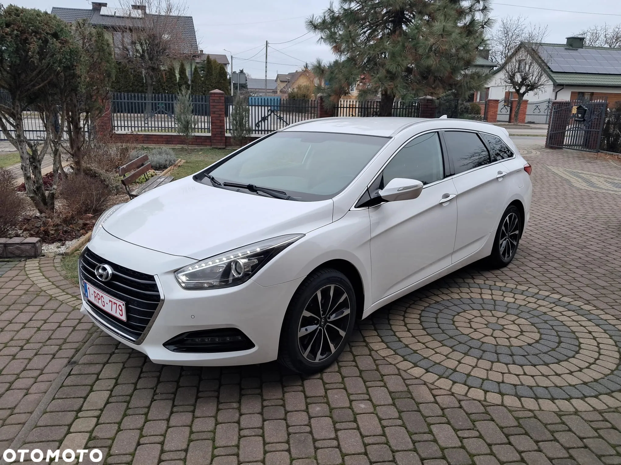 Hyundai i40 Kombi 1.7 CRDi Premium - 4