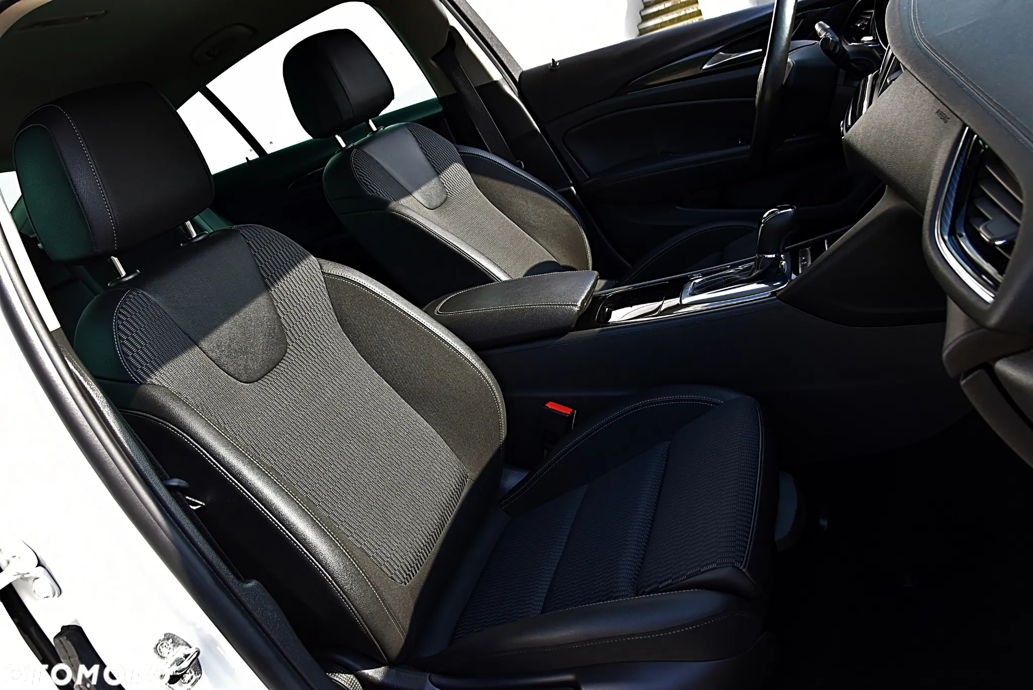 Opel Insignia 1.5 T GPF Innovation S&S - 21