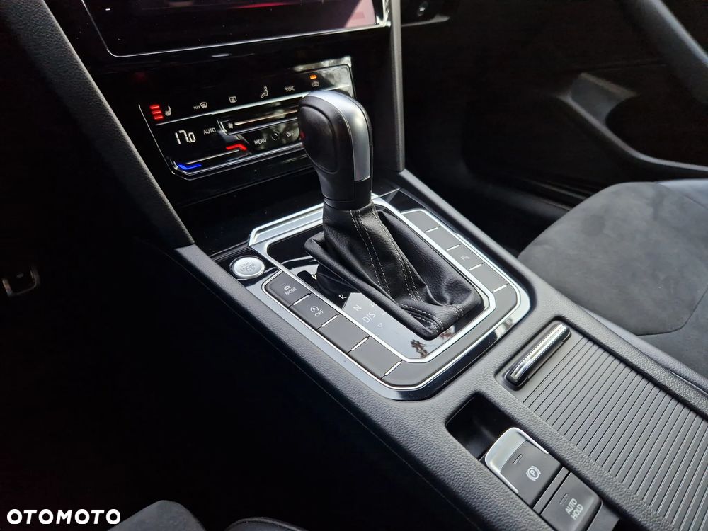 Volkswagen Arteon 2.0 TSI R-Line DSG - 19